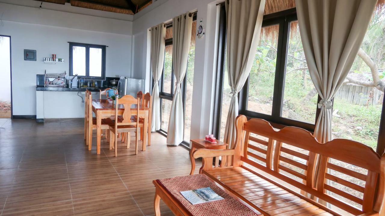 Moon Beach Villas Ель-Нідо Екстер'єр фото